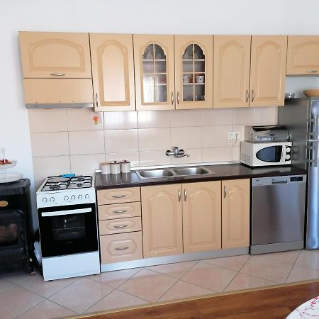Apartments Nana Biograd Na Moru Eksteriør billede