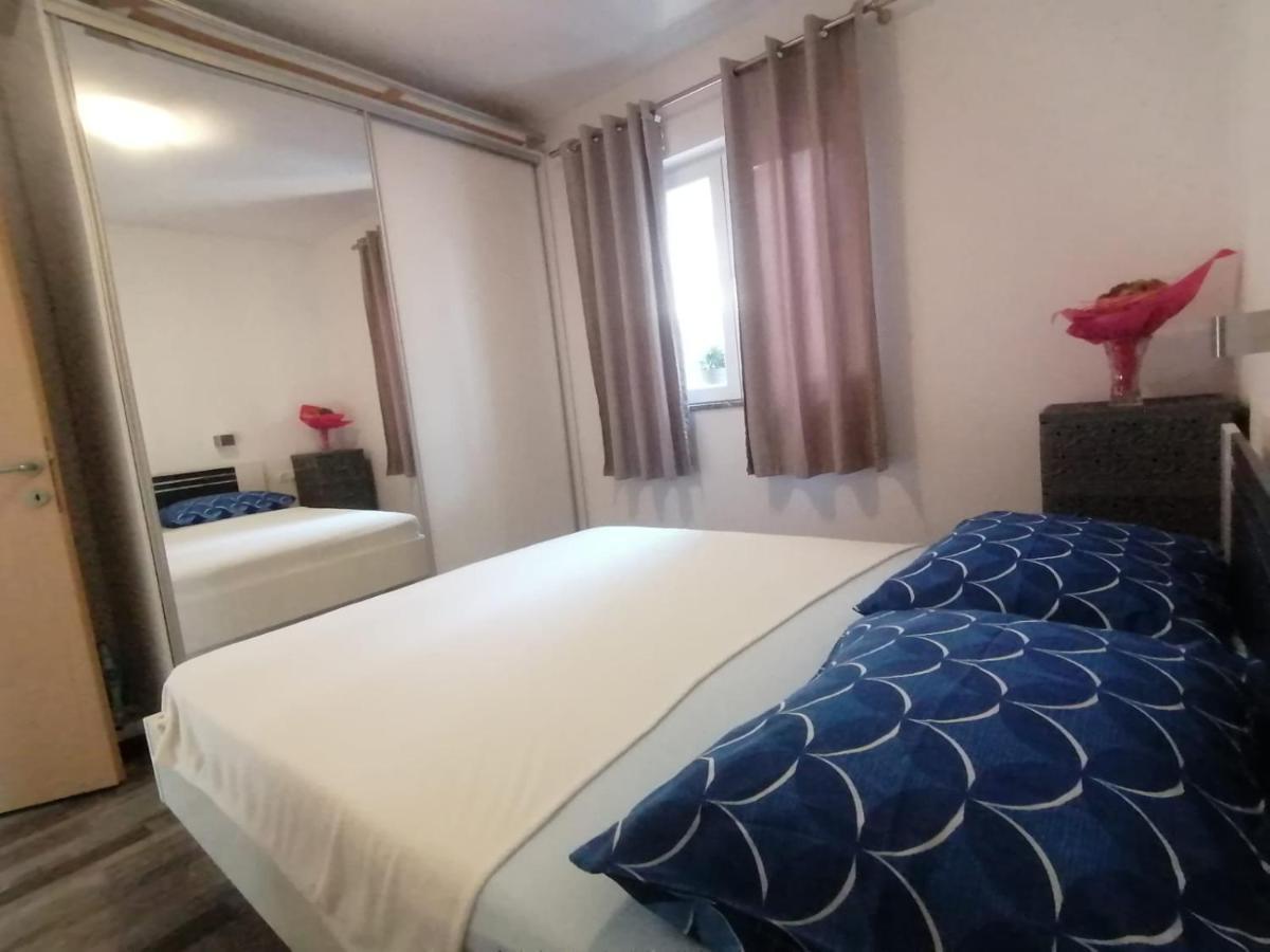 Apartments Nana Biograd Na Moru Eksteriør billede
